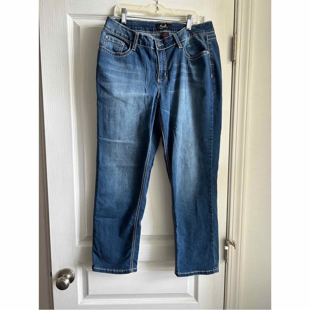 Jeans - Picture 2 of 5